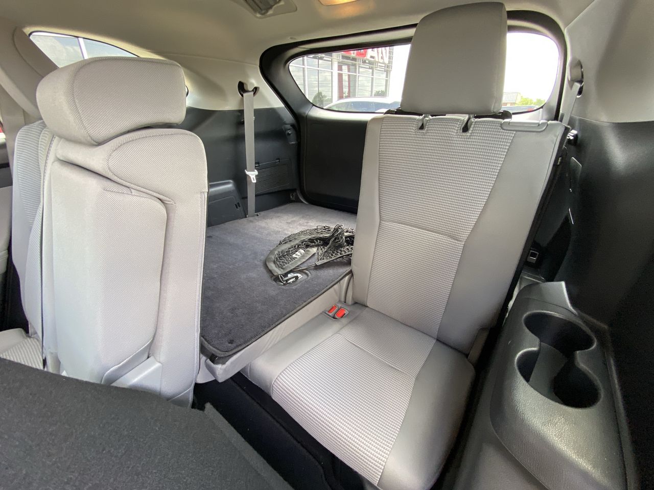 2023 Toyota Highlander LE - Photo 21
