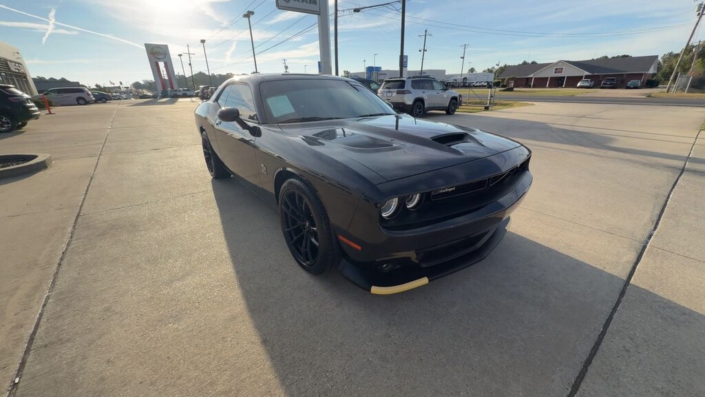 Used 2023 Dodge Challenger R/T Scat Pack Rear-Wheel Drive Coupe