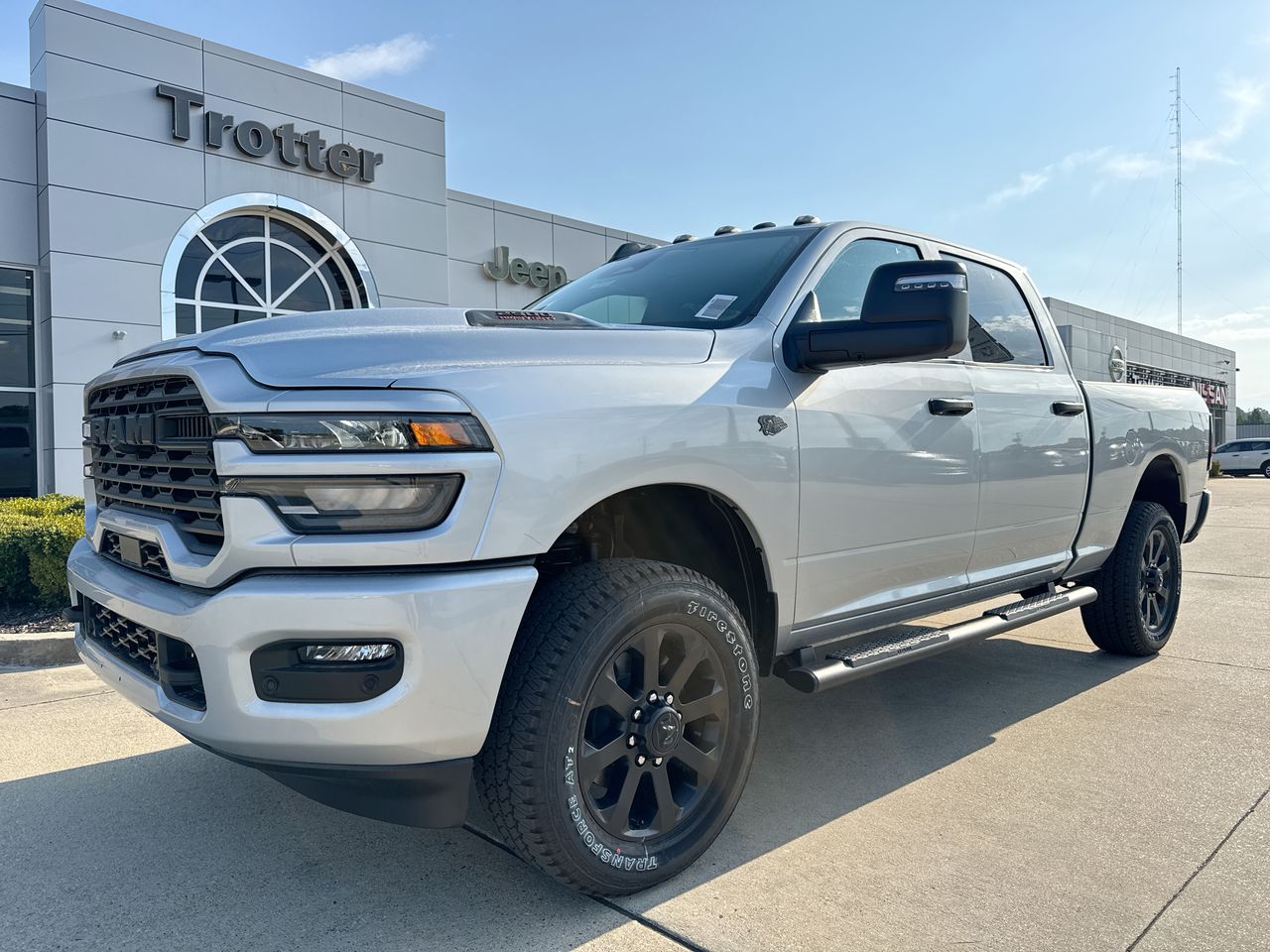 2027 RAM 2500 Pickup Tradesman/Black Express
