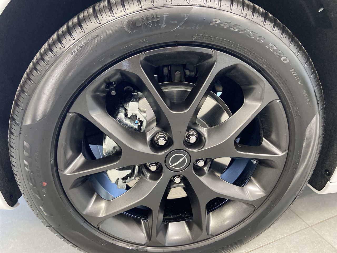 2026 Chrysler Pacifica Limited - Photo 10