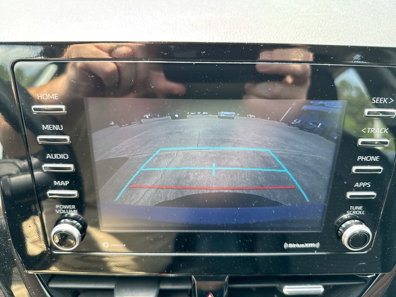 2023 Toyota Camry SE - Photo 17