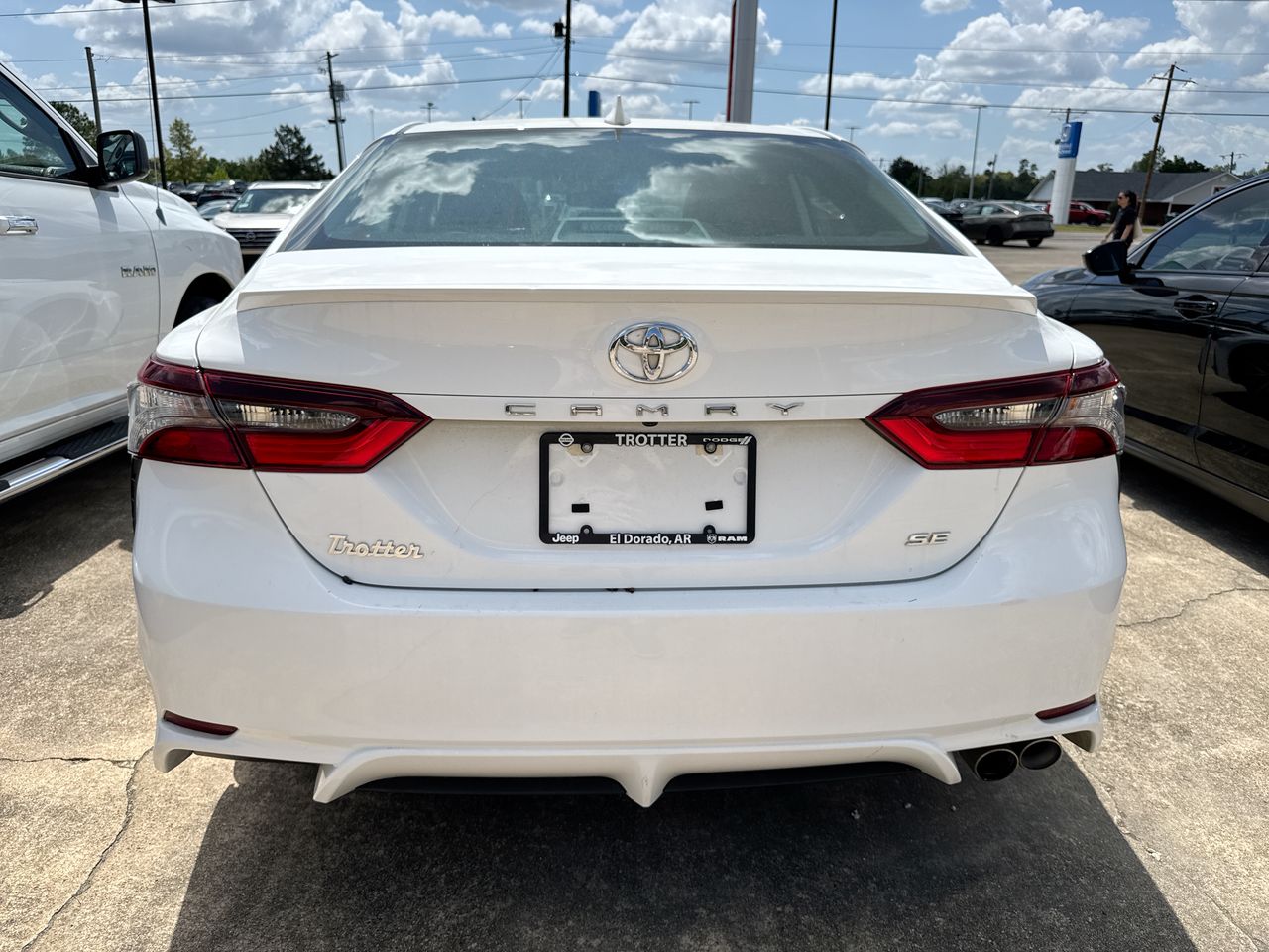 2023 Toyota Camry SE - Photo 21