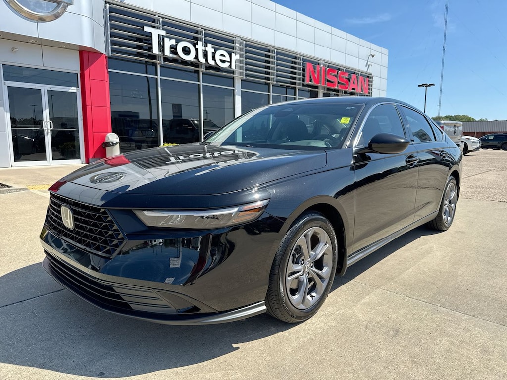 Used 2024 Honda Accord EX