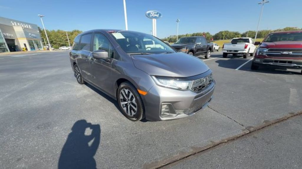 Certified 2025 Honda Odyssey EX-L Van