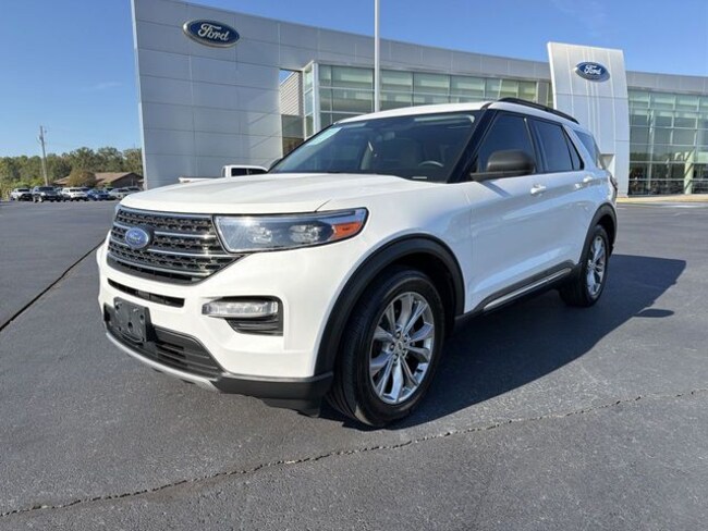 2023 Ford Explorer XLT SUV