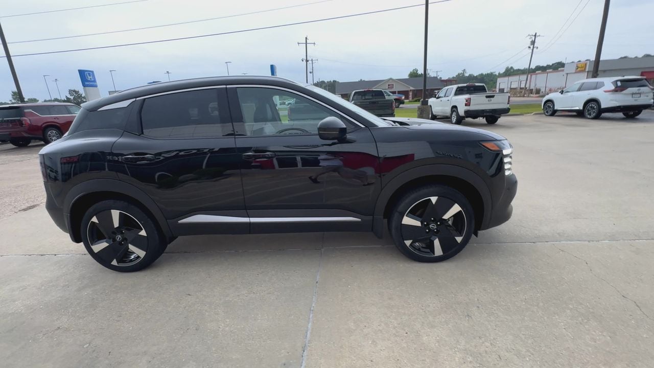 2026 Nissan KICKS SR - Photo 9