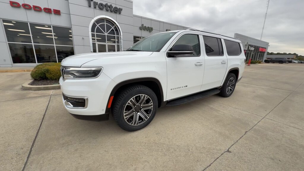 Used 2024 Jeep Wagoneer L Series II 4x4