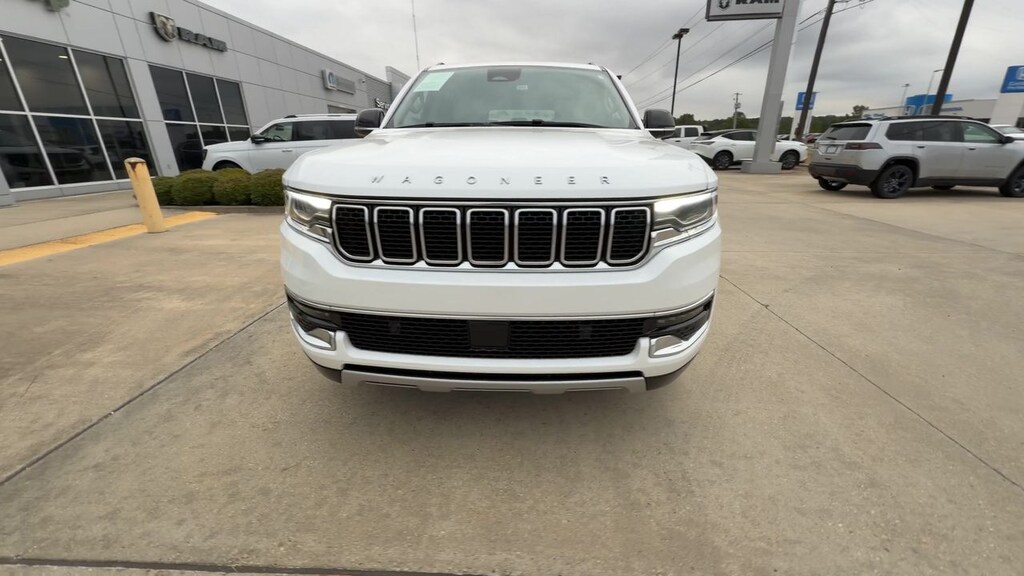 Used 2024 Jeep Wagoneer L Series II 4x4