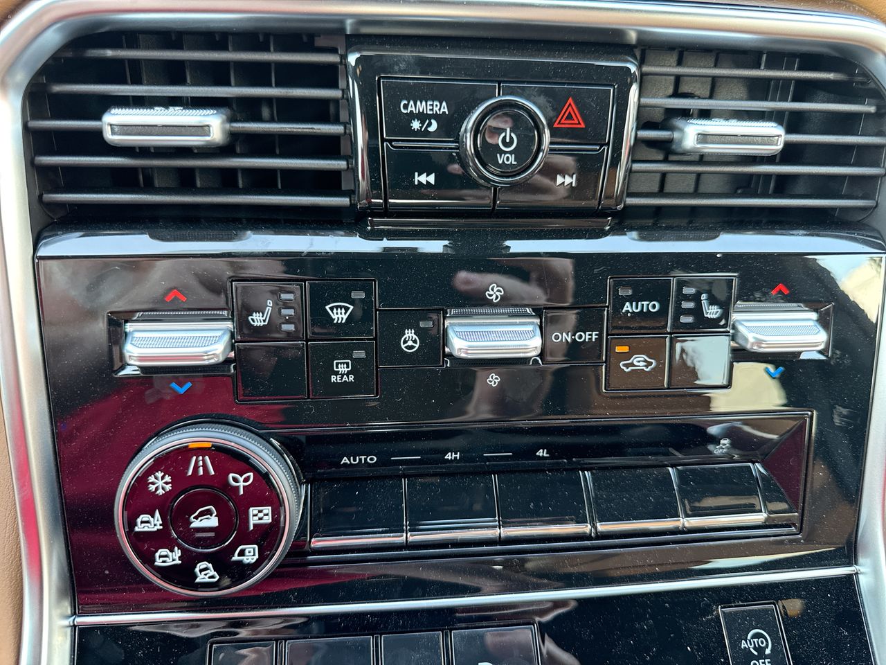 2026 Nissan Armada SL - Photo 19