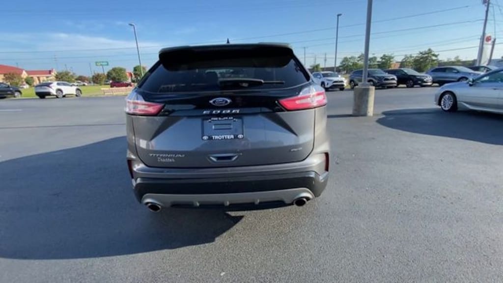 Used 2022 Ford Edge Titanium SUV