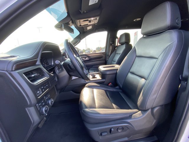 2023 Chevrolet Suburban LT - Photo 11