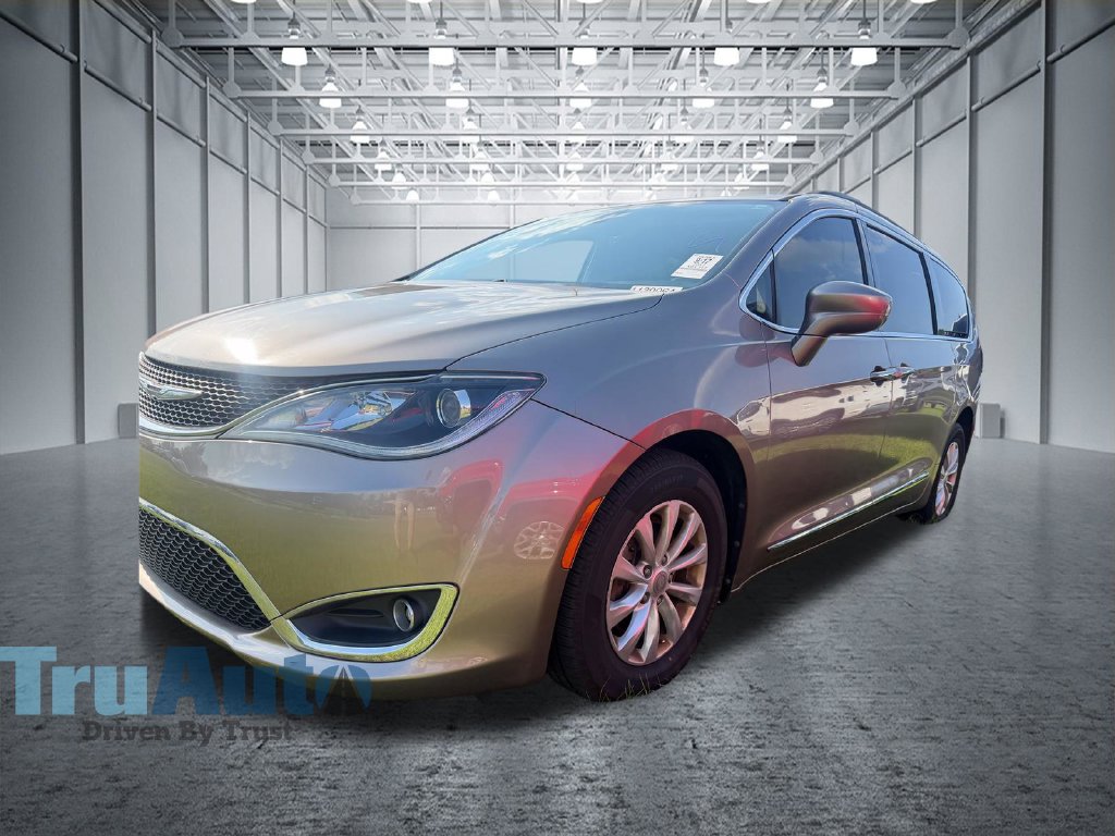  Chrysler Pacifica