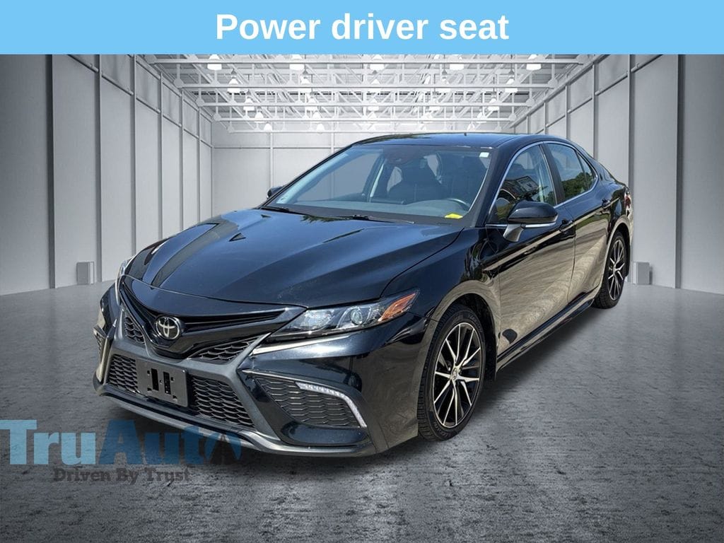 Used 2024 Toyota Camry SE Sedan