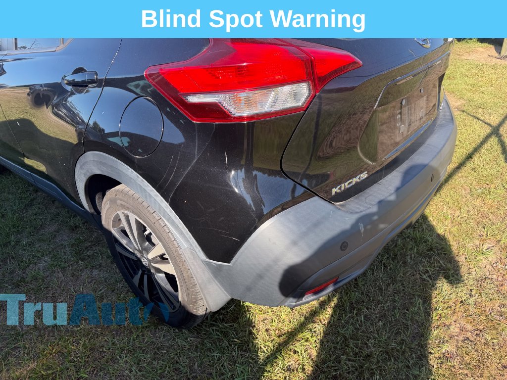 Used 2018 Nissan Kicks SV SUV