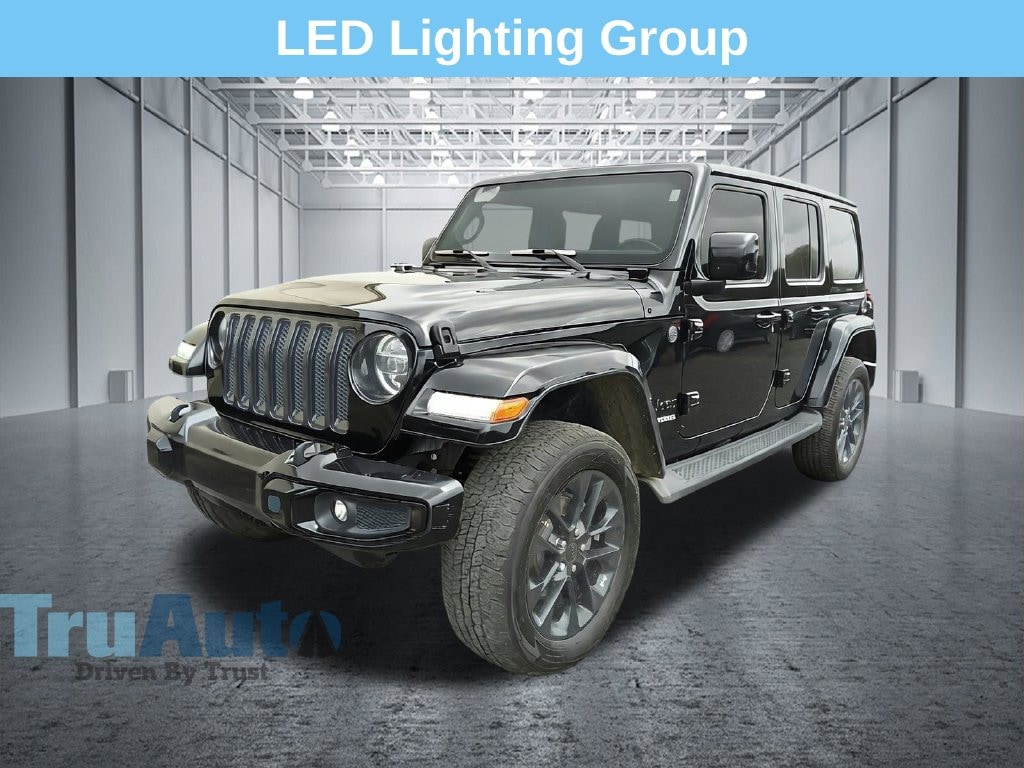 Used 2020 Jeep Wrangler Unlimited Sahara SUV
