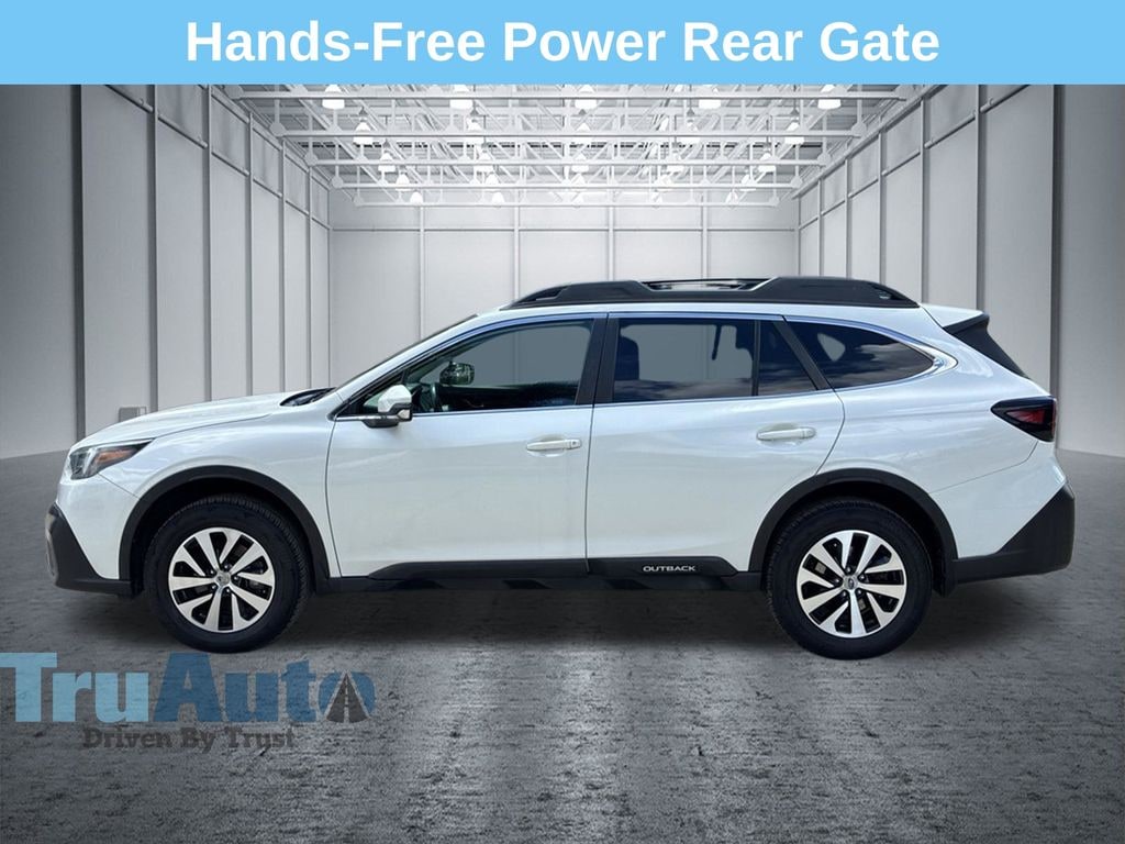 Used 2022 Subaru Outback Premium SUV