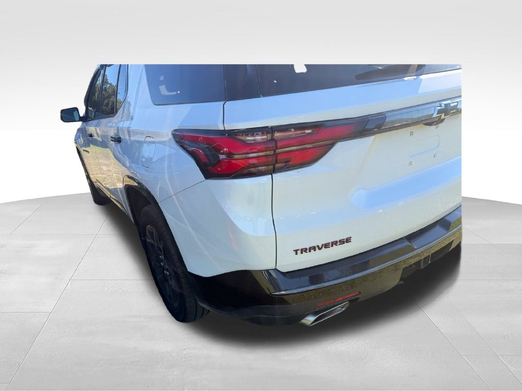 Used 2023 Chevrolet Traverse Premier SUV