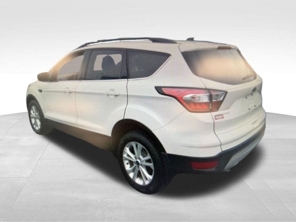 Used 2018 Ford Escape SE SUV