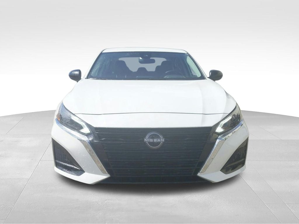Used 2025 Nissan Altima 2.5 SV Sedan