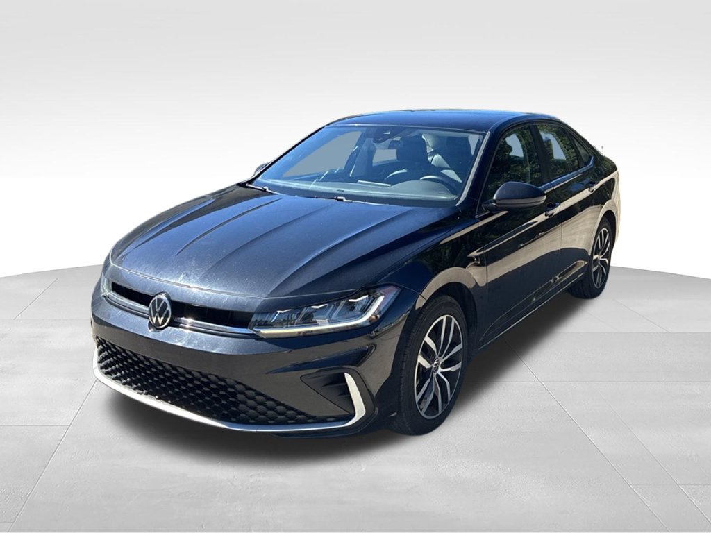 Used 2025 Volkswagen Jetta 1.5T SE Sedan
