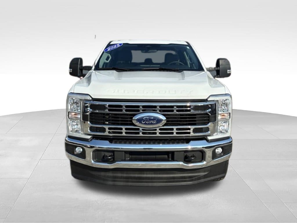 Used 2025 Ford F-250SD XLT Truck