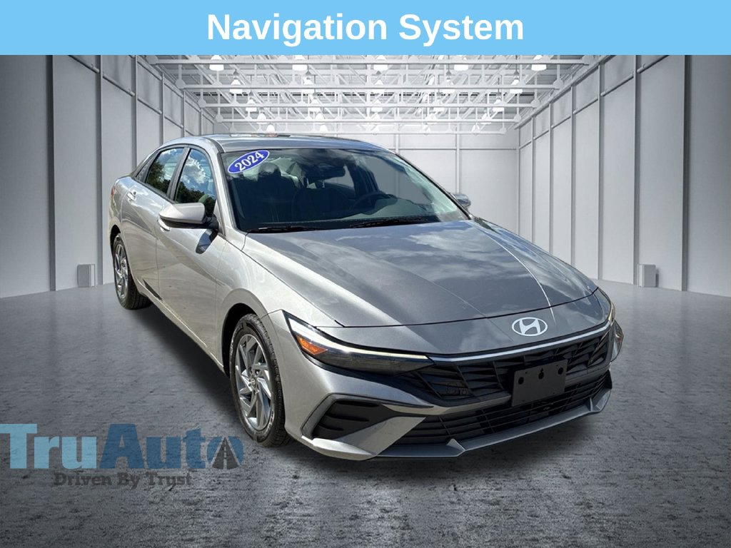 Used 2024 Hyundai Elantra SEL Sedan
