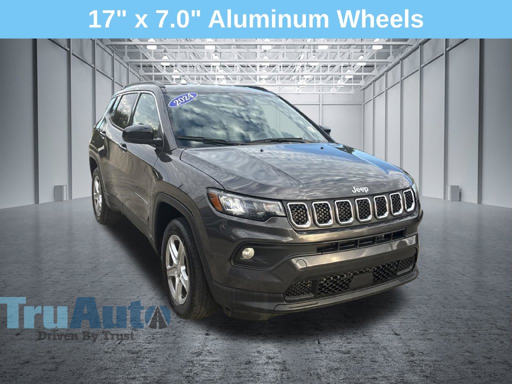 Used 2024 Jeep Compass Latitude SUV