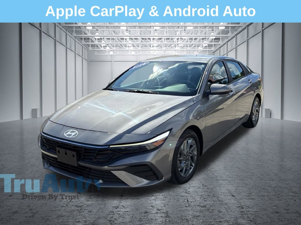 Used 2024 Hyundai Elantra SEL Sedan
