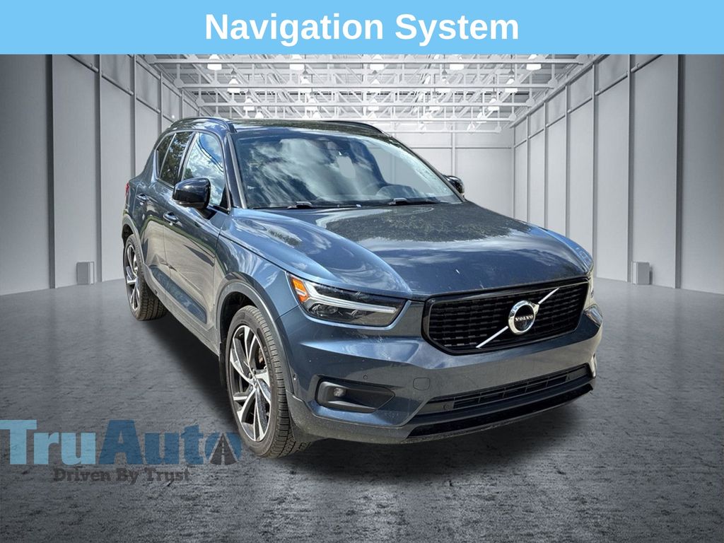  Volvo XC40