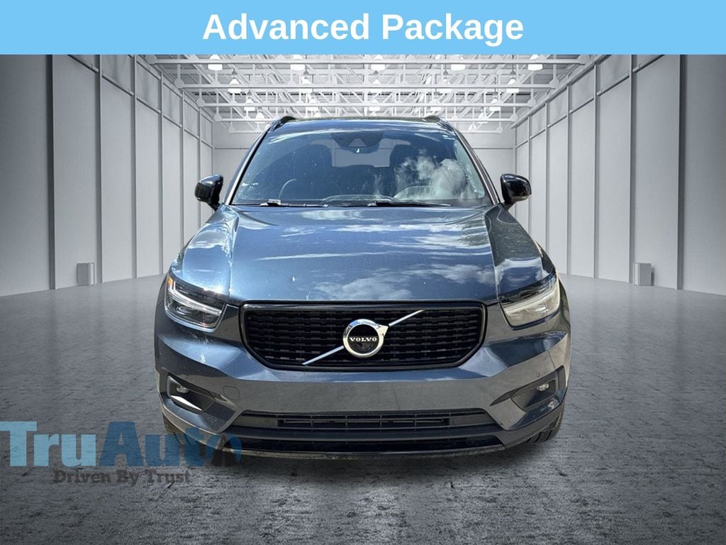 Used 2022 Volvo XC40 R-Design SUV