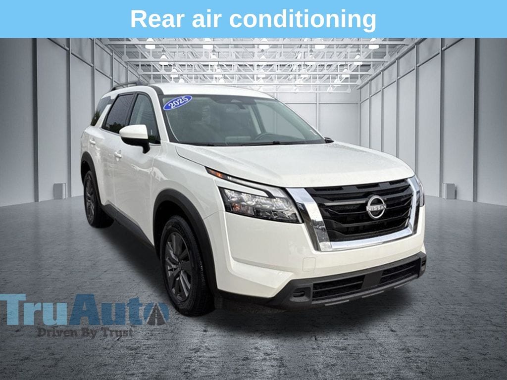 Used 2025 Nissan Pathfinder SV SUV