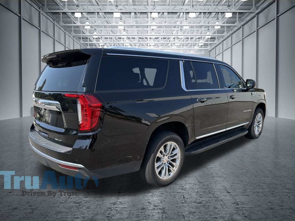 Used 2022 GMC Yukon XL SLT SUV