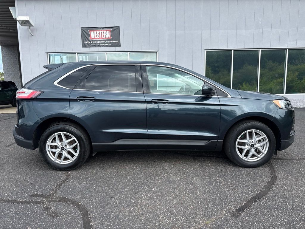 Used 2024 Ford Edge SEL SUV