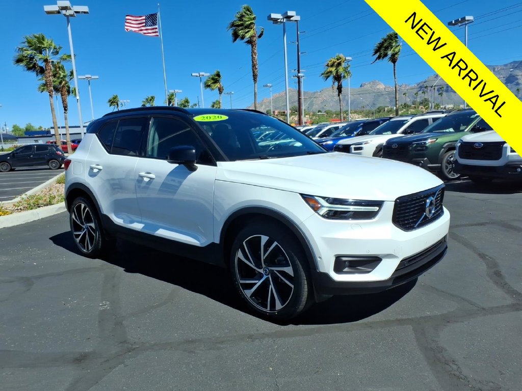 2020 Volvo XC40