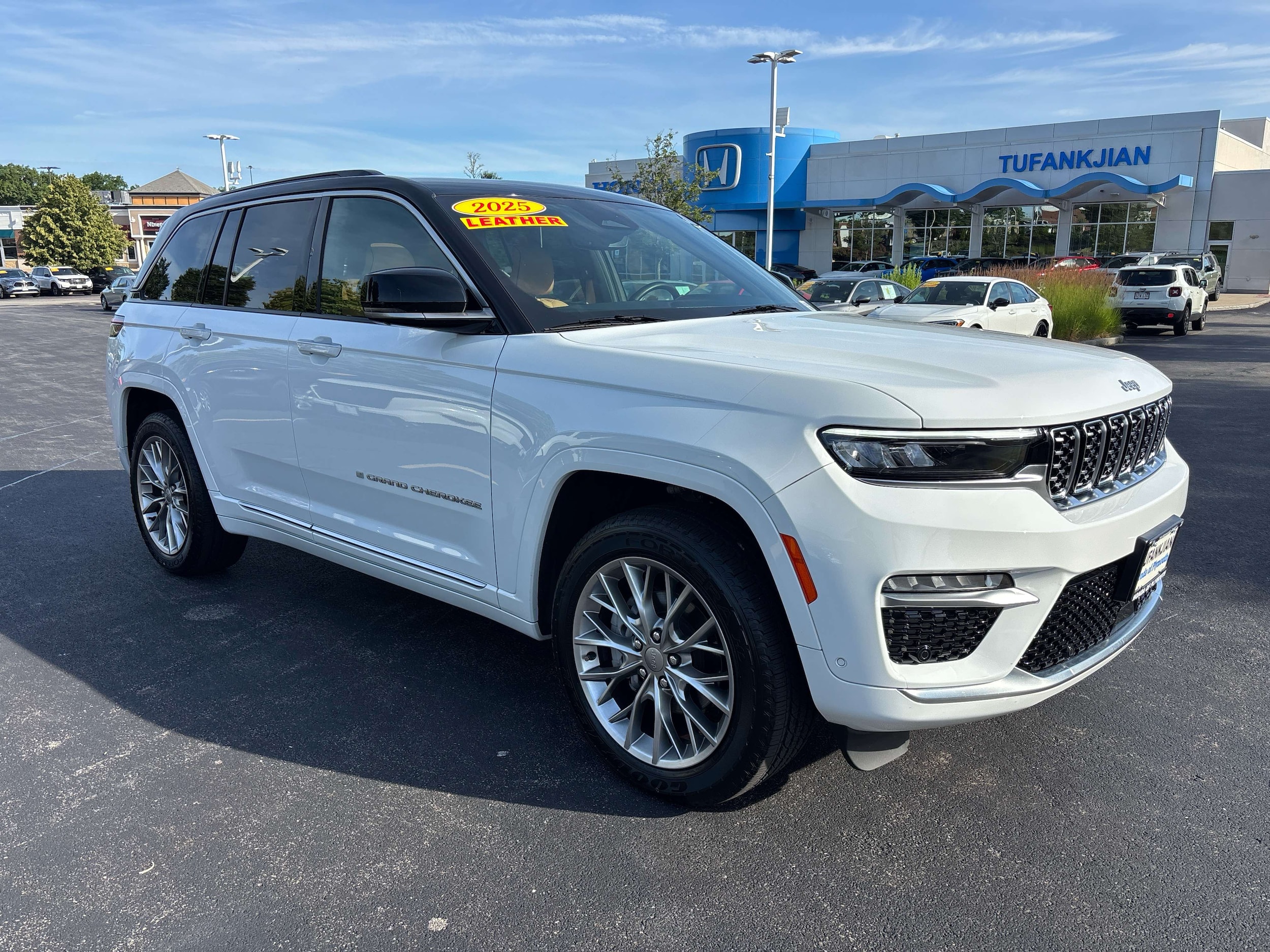 2025 Jeep Grand Cherokee Summit