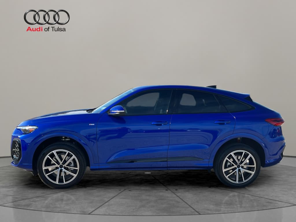 New 2026 Audi Q5 2.0T Premium Plus SUV
