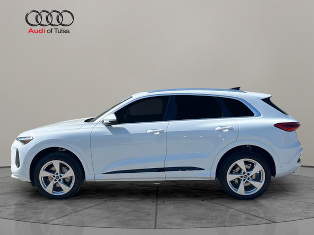 New 2026 Audi Q5 2.0T Premium SUV