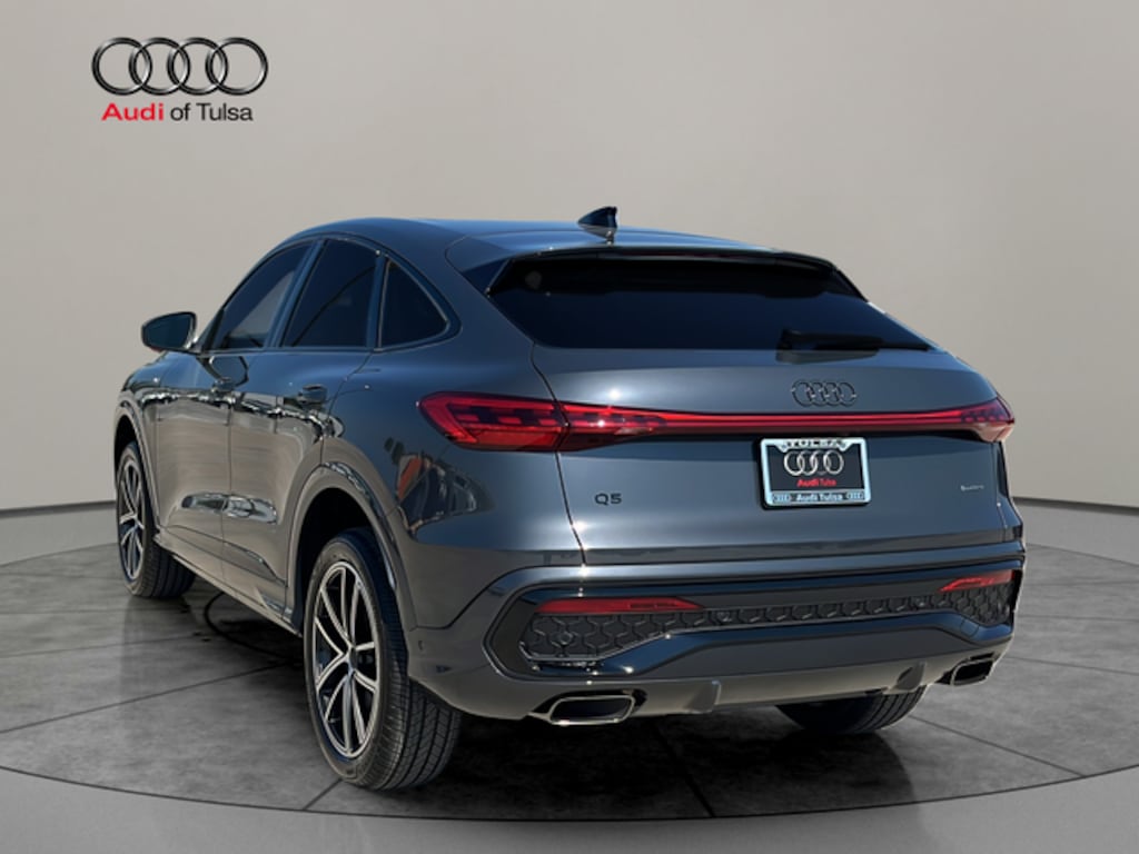 New 2026 Audi Q5 2.0T Premium Plus SUV