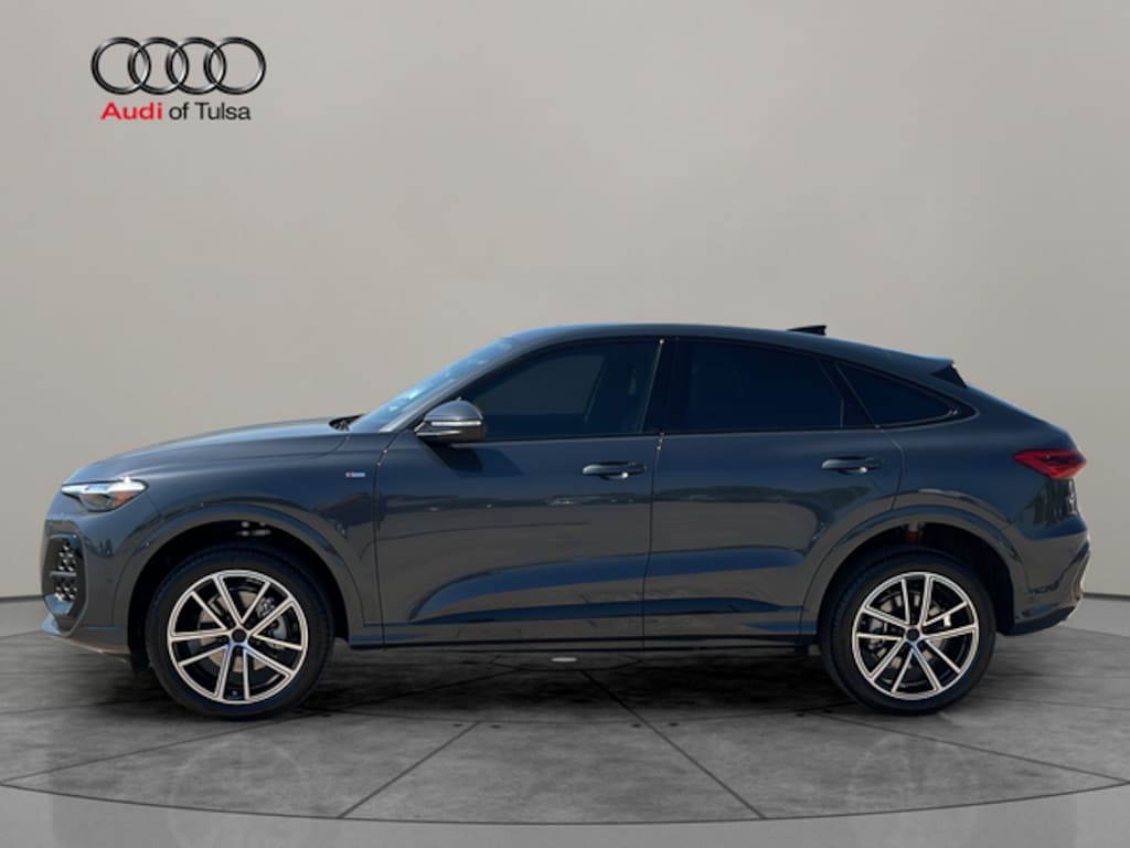 New 2026 Audi Q5 2.0T Premium Plus SUV