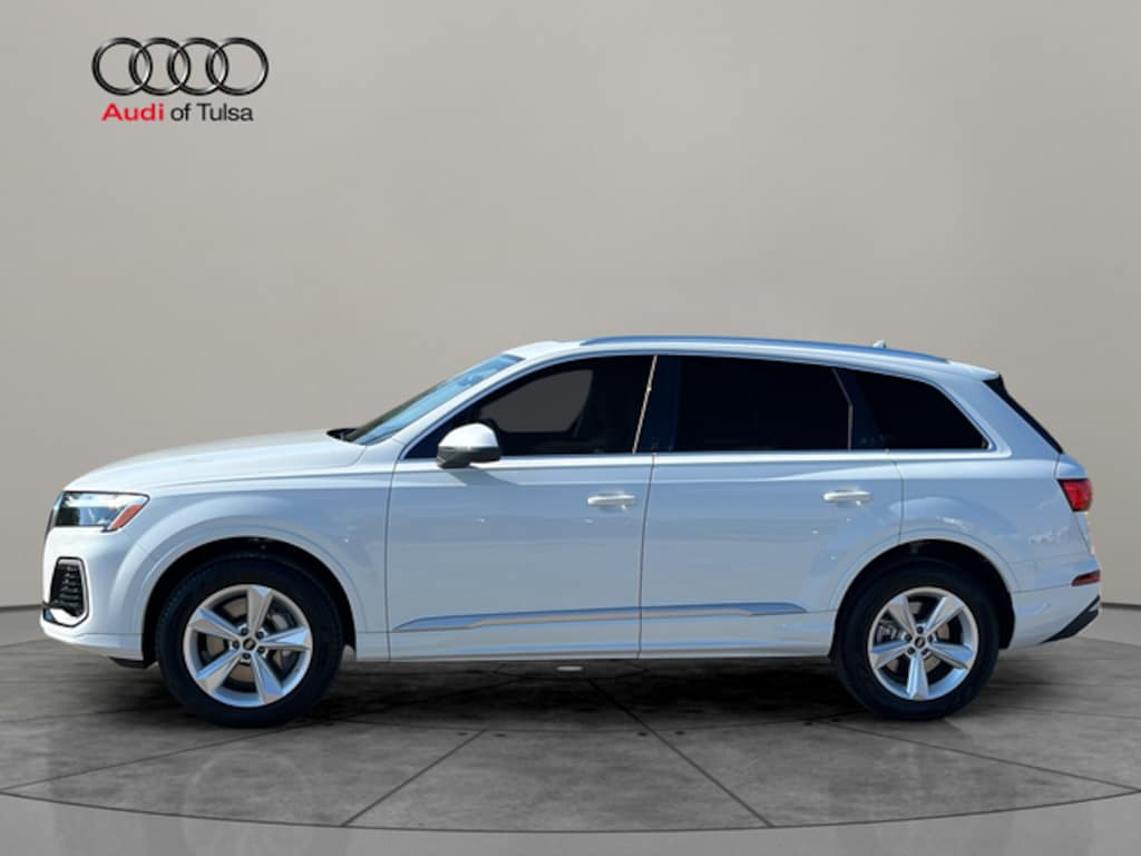 New 2026 Audi Q7 45 Premium SUV