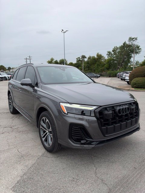 Used 2025 Audi Q7 45 Premium SUV