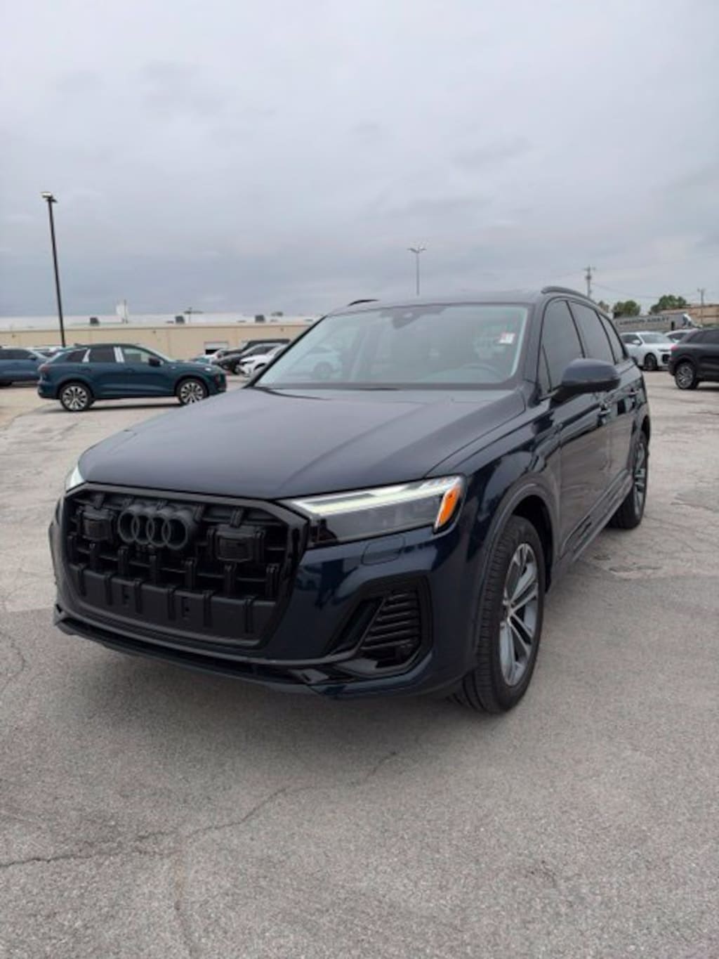 Used 2025 Audi Q7 45 Premium SUV