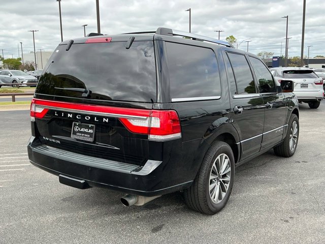 Used 2017 Lincoln Navigator Select