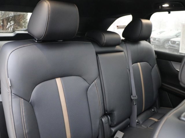 2026 Mazda CX-70 Premium Package - Photo 9