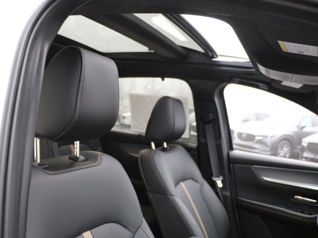 2026 Mazda CX-70 Premium Package - Photo 7