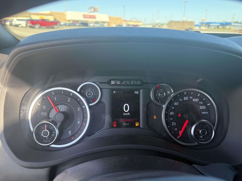 2026 RAM 2500 Tradesman - Photo 14