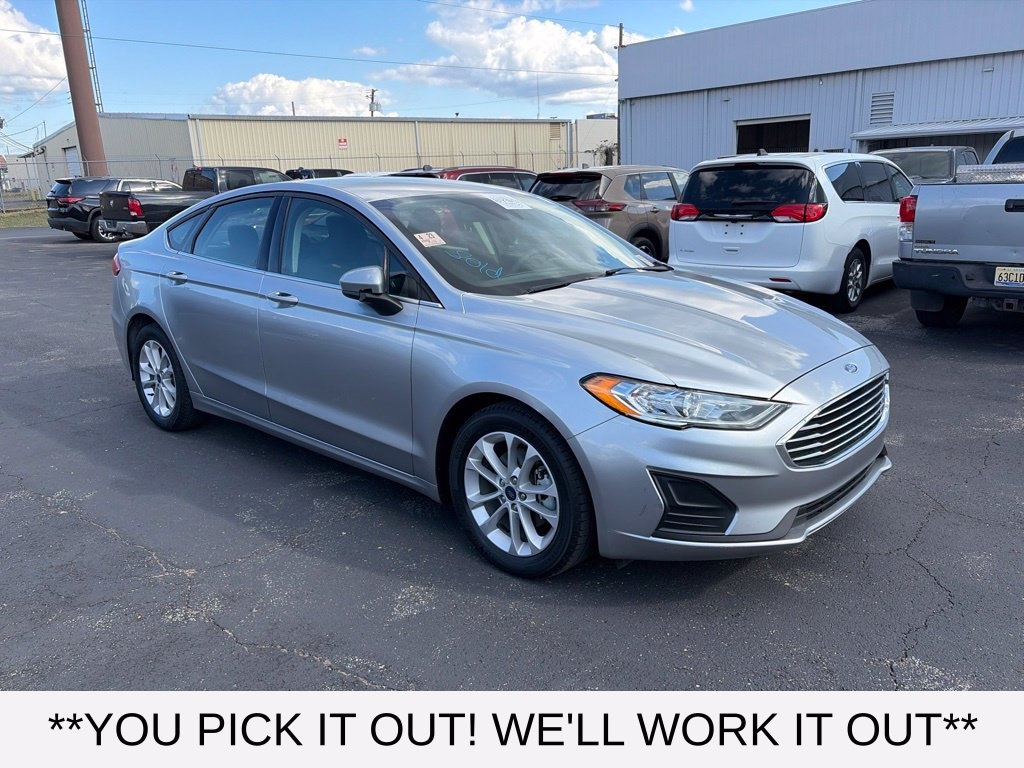 Used 2020 Ford Fusion SE Sedan