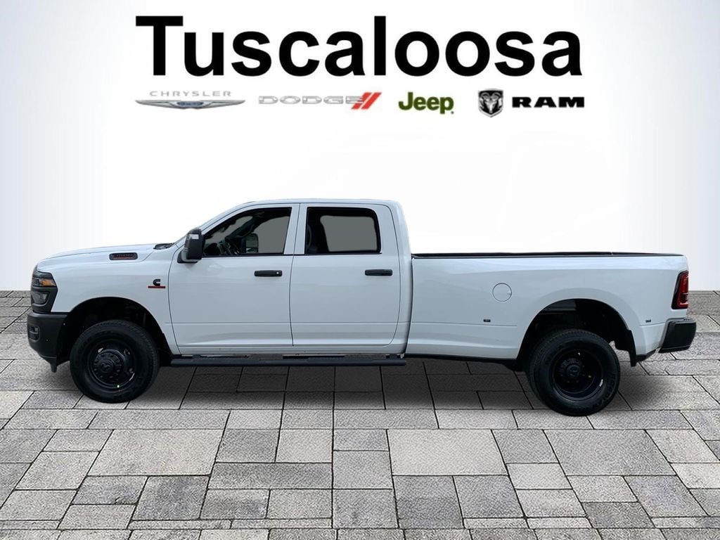 New 2026 Ram 3500 TRADESMAN CREW CAB 4X4 8' BOX Pickup