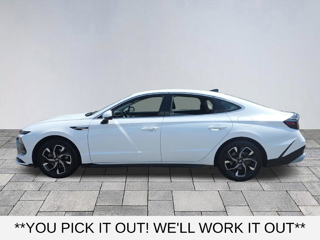 Used 2025 Hyundai Sonata SEL Sedan
