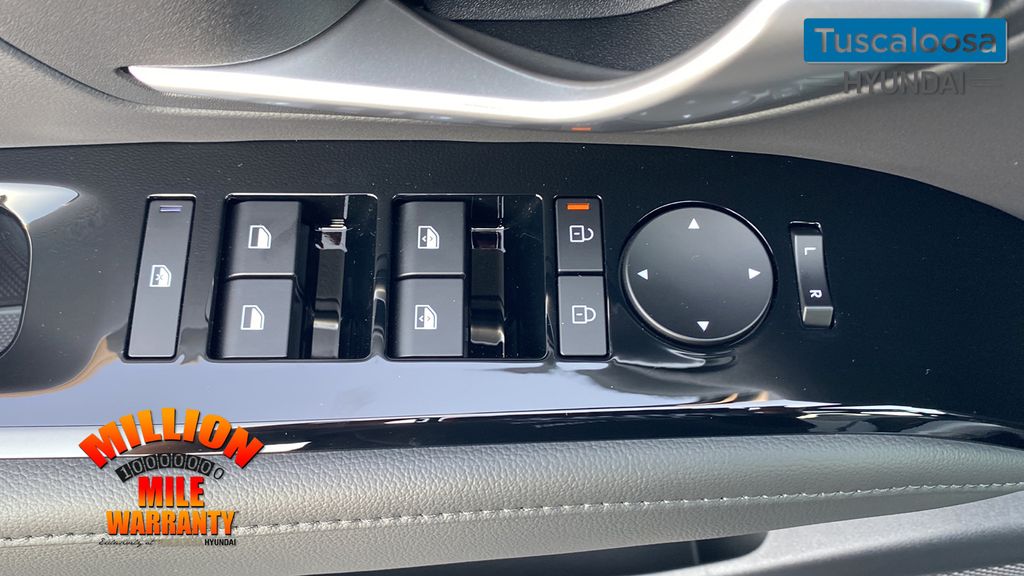 2026 Hyundai Santa Cruz Limited - Photo 13